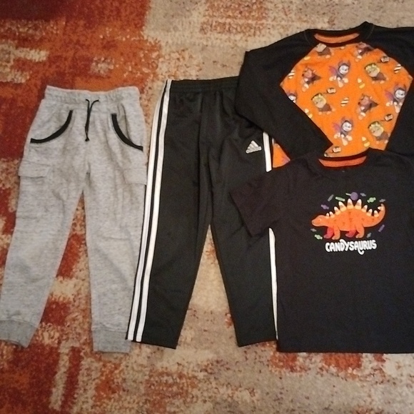 adidas Other - Boys size 5 lot with Halloween shirts and pants